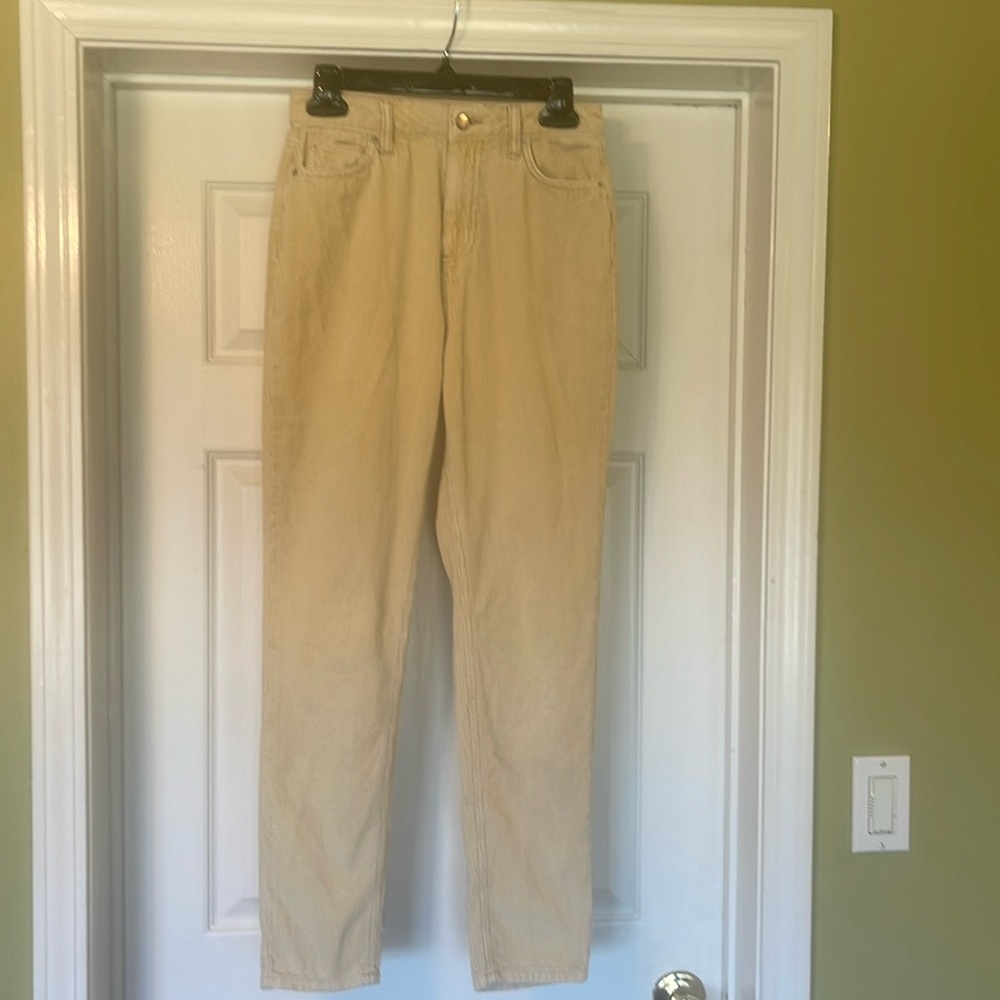BDG - Urban Outfitters - High- Rise Mom Corduroy Cream Colored Pants 26